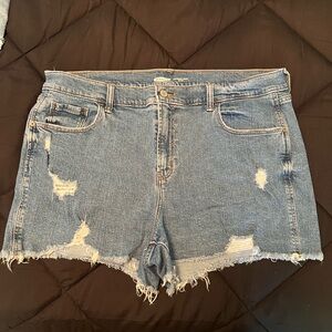 Old Navy Boyfriend Short